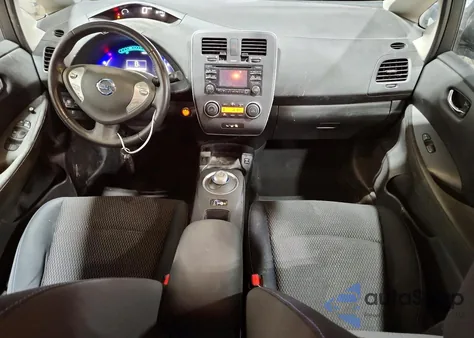 2015 Nissan Leaf S z USA, uszkodzony, nr VIN 1N4AZ0CP2FC333591